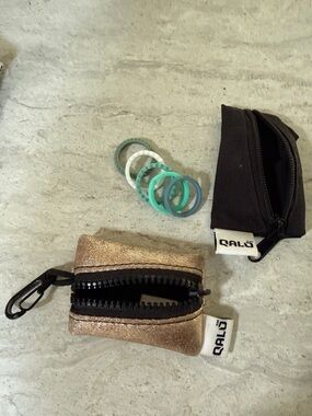 Qalo Rings size 7